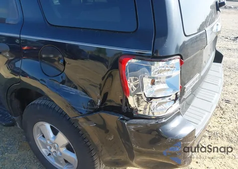 2009 Ford Escape Xlt из США, поврежденный, VIN 1FMCU03769KC48146